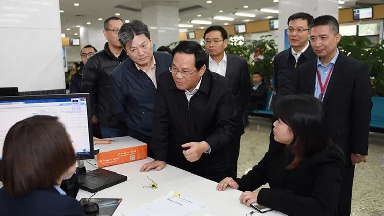 李强六见马斯克